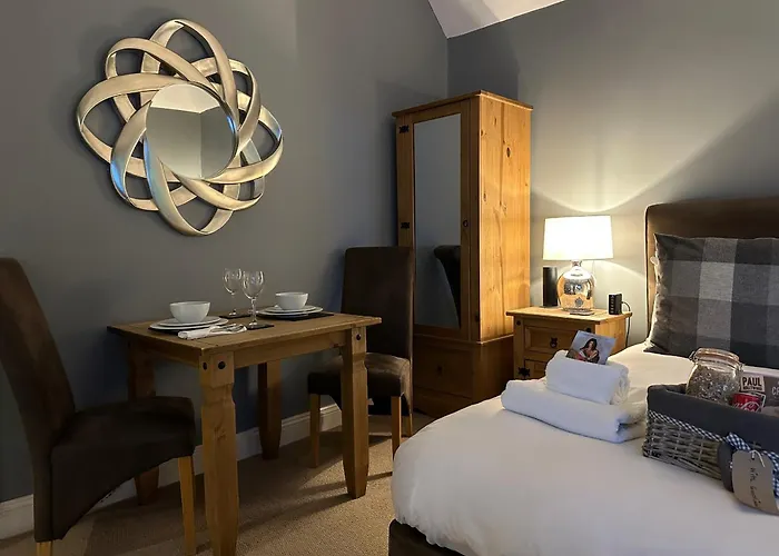 Stonehenge Cottages